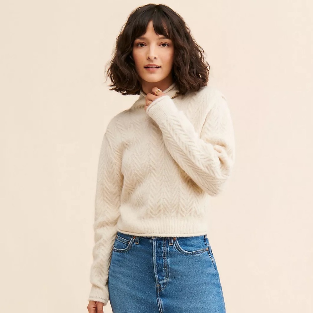 ASTR the Label Carlota Mock Neck Sweater Small